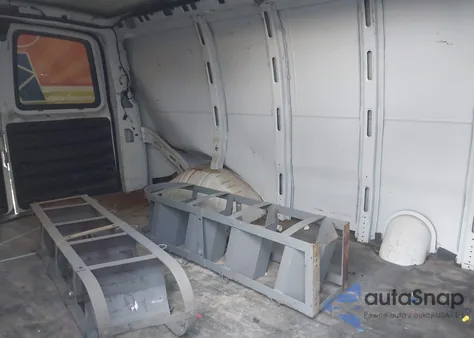 2017 Chevrolet Express 2500 Work Van from USA, damaged, VIN 1GCWGAFF3H1137866